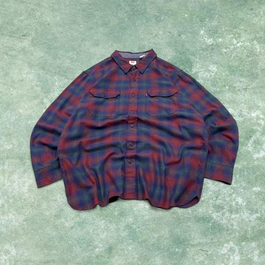 Y2K Levi’s checkered plaid flannel shirt red Long sleeve check button down