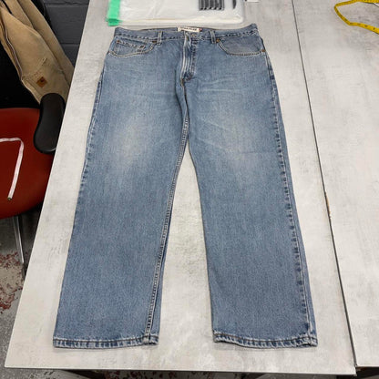 Blue Levi's jeans W38 L29