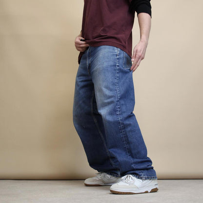 Blue Levi's 550 jeans W38