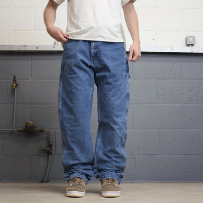 Blue Wrangler carpenter jeans W36L34 loose cargo skater style jeans