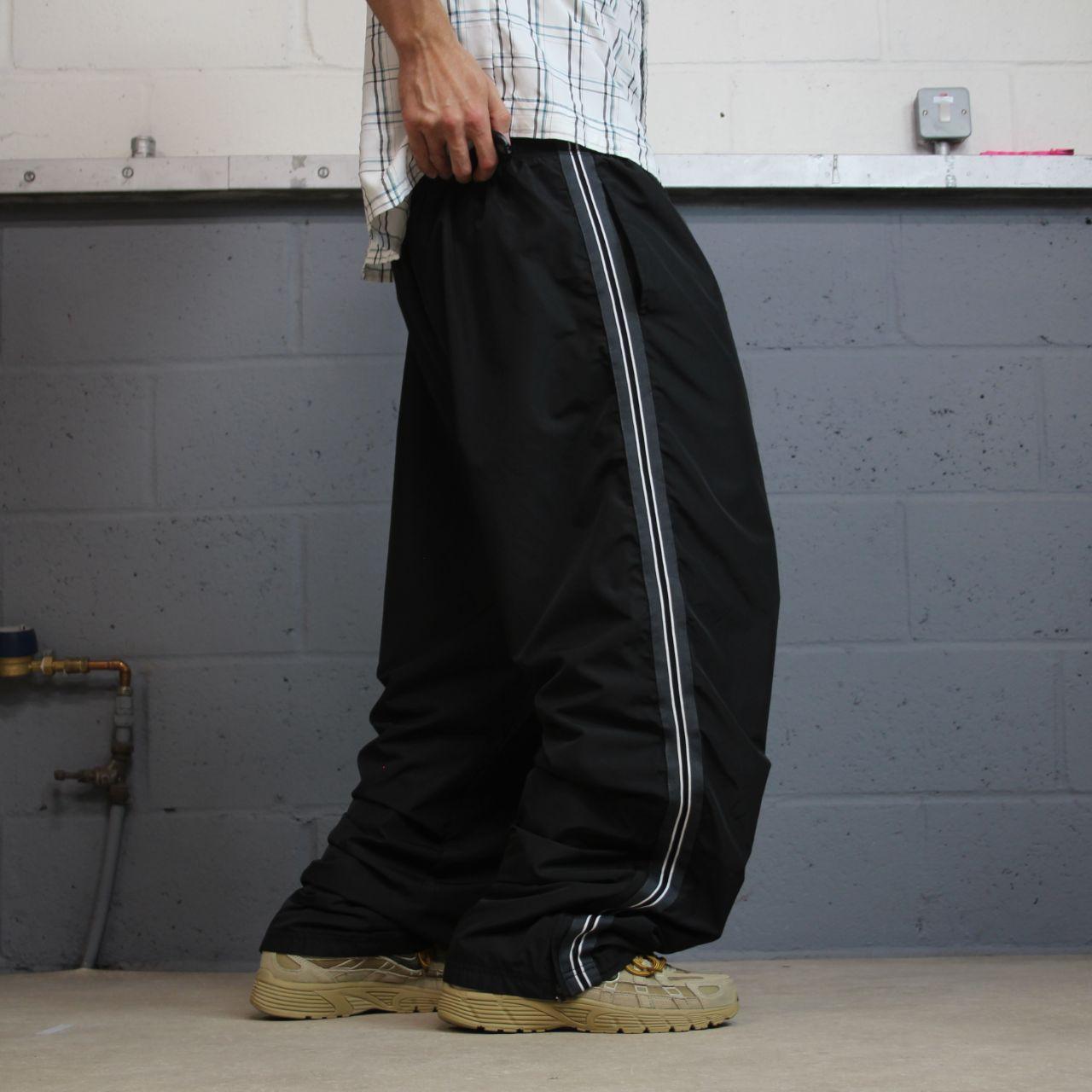 Vintage Russell Athletic baggy tracksuit bottoms black XXL wide leg mesh lined track pants