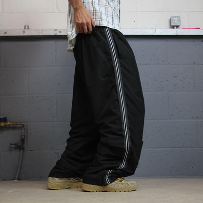 Vintage Russell Athletic baggy tracksuit bottoms black XXL wide leg mesh lined track pants