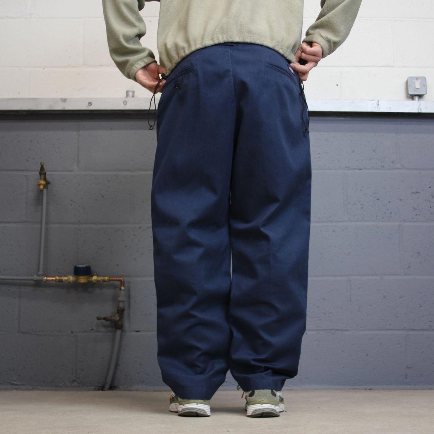 90s Dickies work skate pants W38L30 navy twill chino 90s skater style workwear trousers