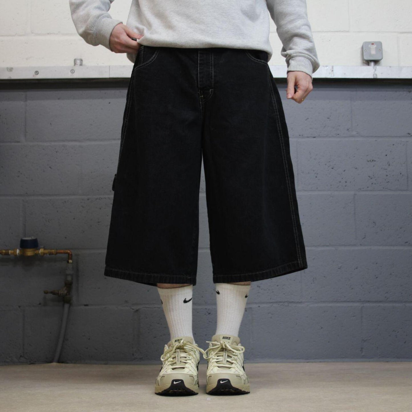 Baggy extra long denim shorts y2k cargo black FOBU wide leg skater style brand surf jorts