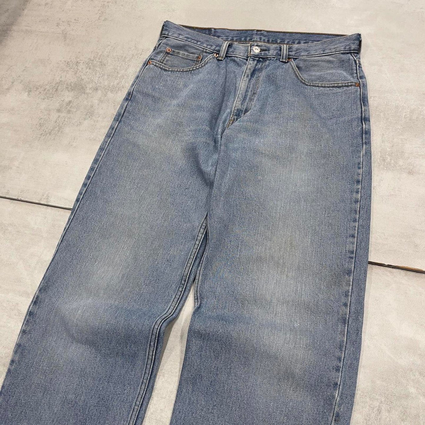 Levis 550 jeans W34 L34 blue loose 90s style skater jeans red tab logo