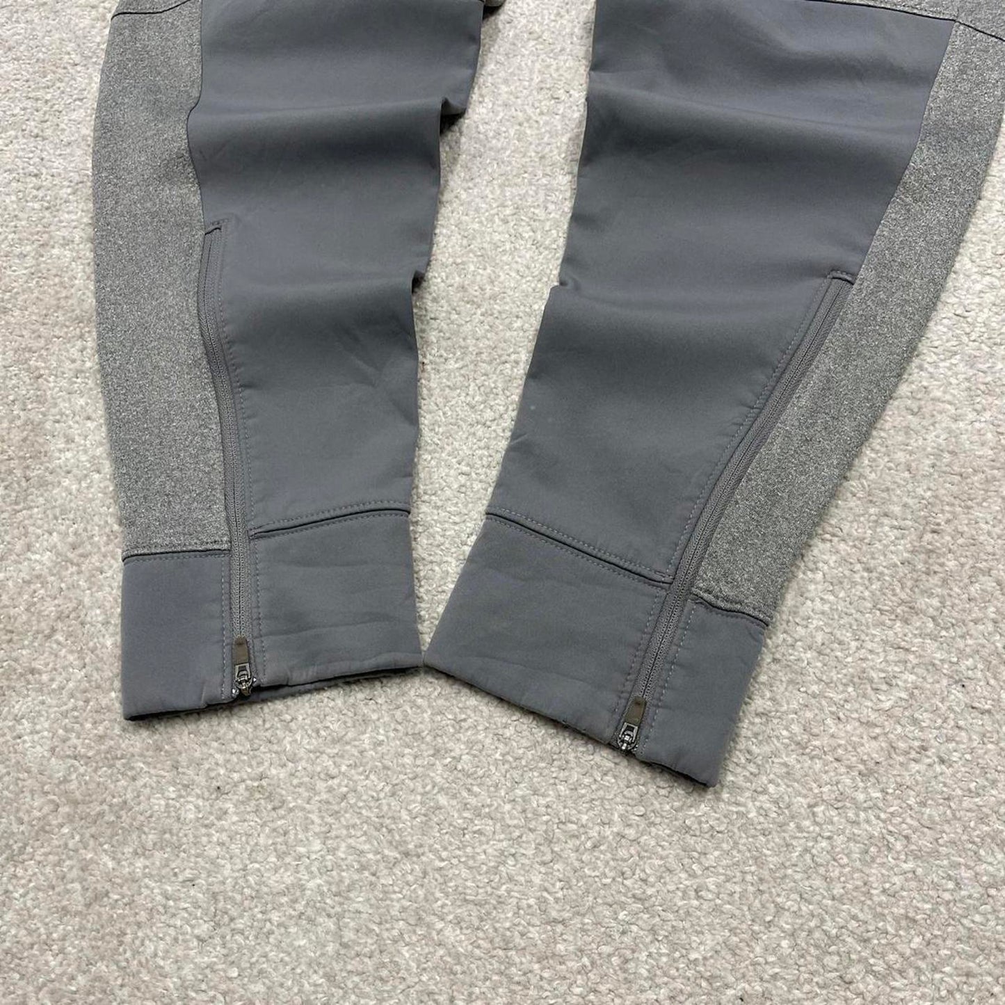 00s y2k Nike tracksuit bottoms Dri-Fit grey Small sportswear track pants gym wear