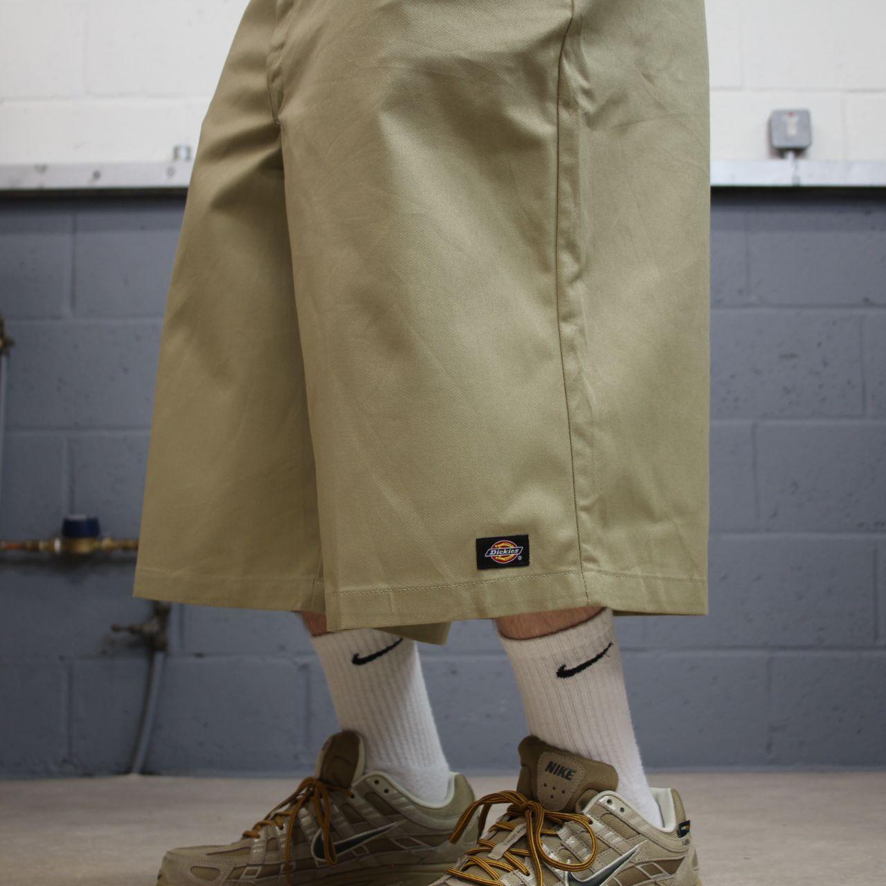 Dickies extra baggy chino shorts carpenter khaki Skater / surf style shorts long wide leg summer