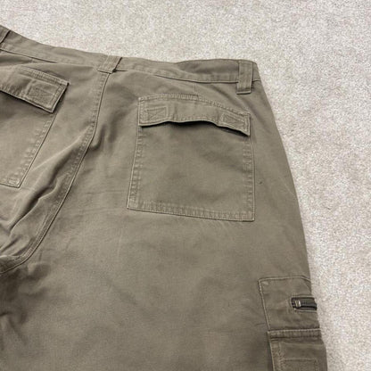 Y2K cargo shorts loose green Loose leg cargo shorts summer festival