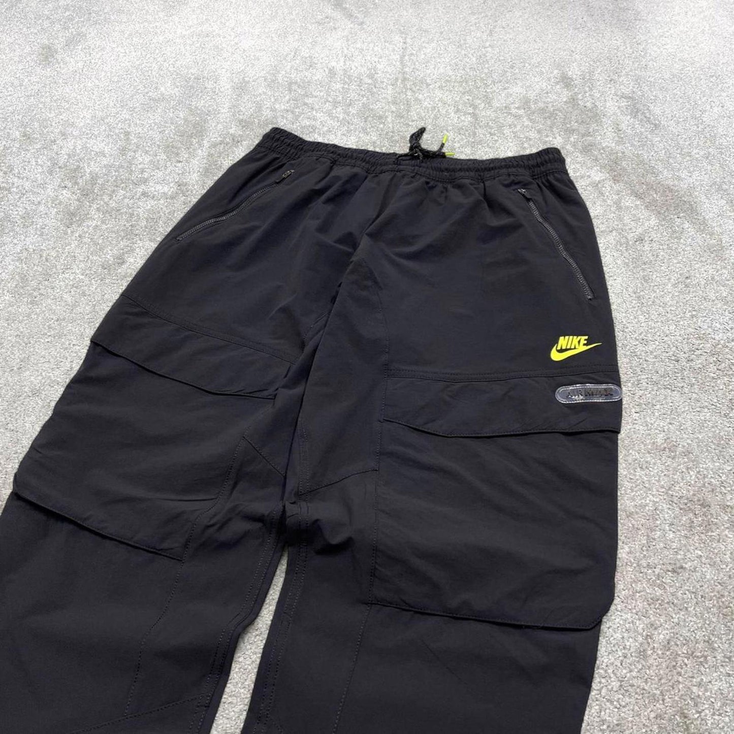 Y2k Nike Airmax tracksuit bottoms black swoosh logo running gym cargo track pants