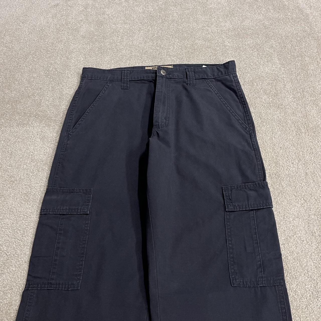 Wrangler chino cargo pants y2k W32L32 navy Straight leg skater work pants
