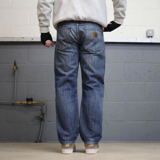Vintage Carhartt jeans blue denim W34L29 90s skater style straight leg 5 pocket jeans workwear