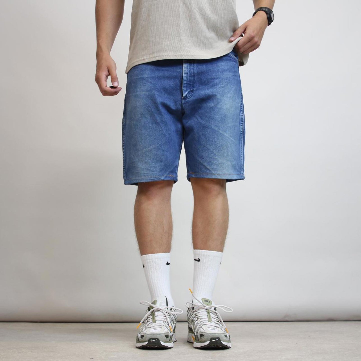 Mens Wrangler jorts W38