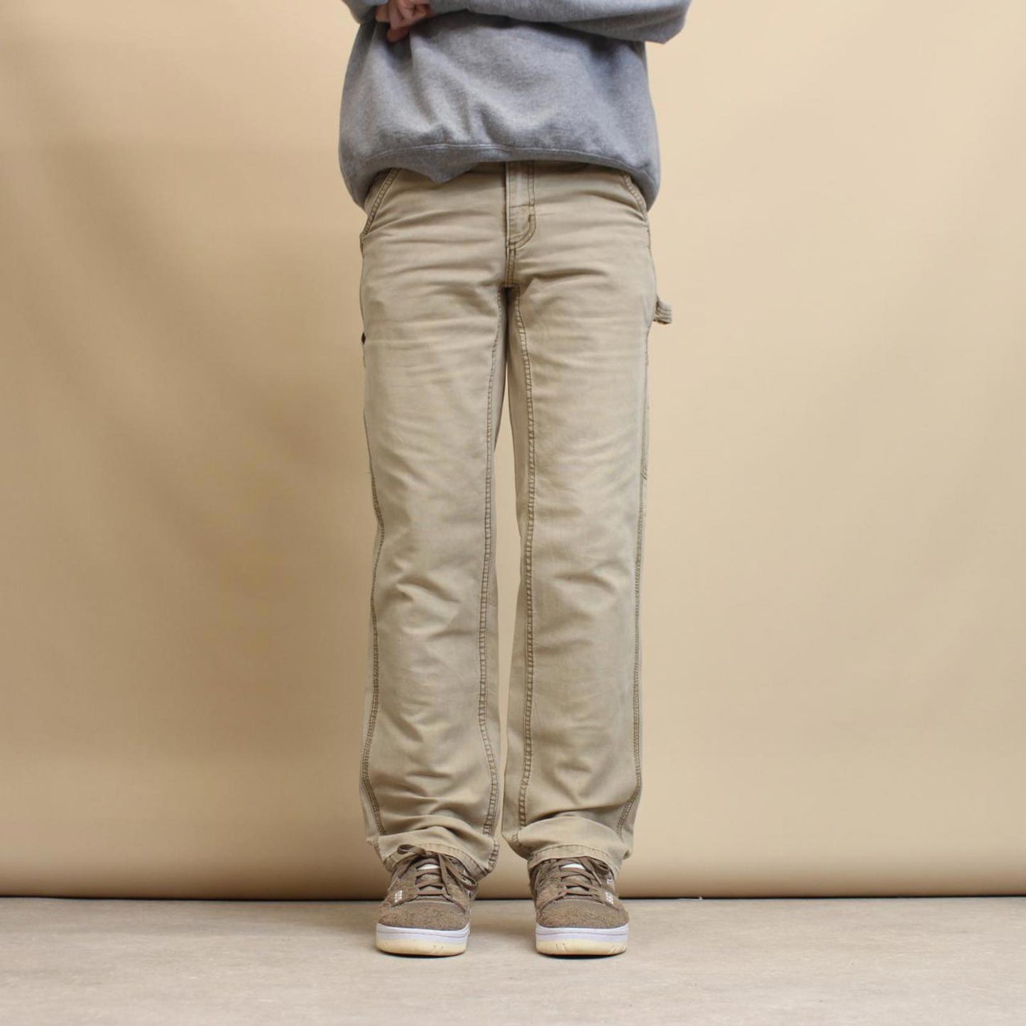 Tan Carhartt carpenter pants size 8 W32L31 original fit cargo 90s style pants