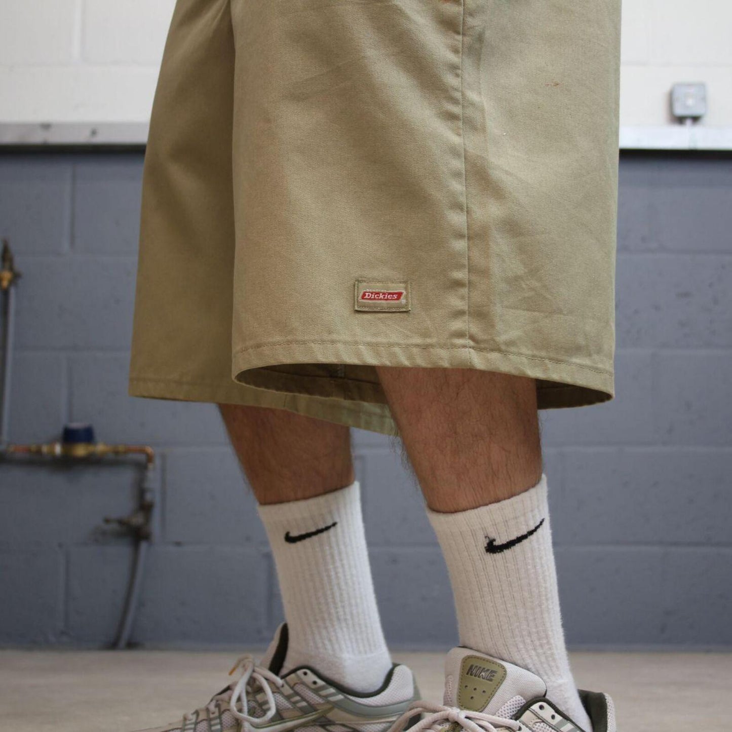 Dickies extra baggy carpenter shorts khaki Twill chino skater style shorts wide long leg