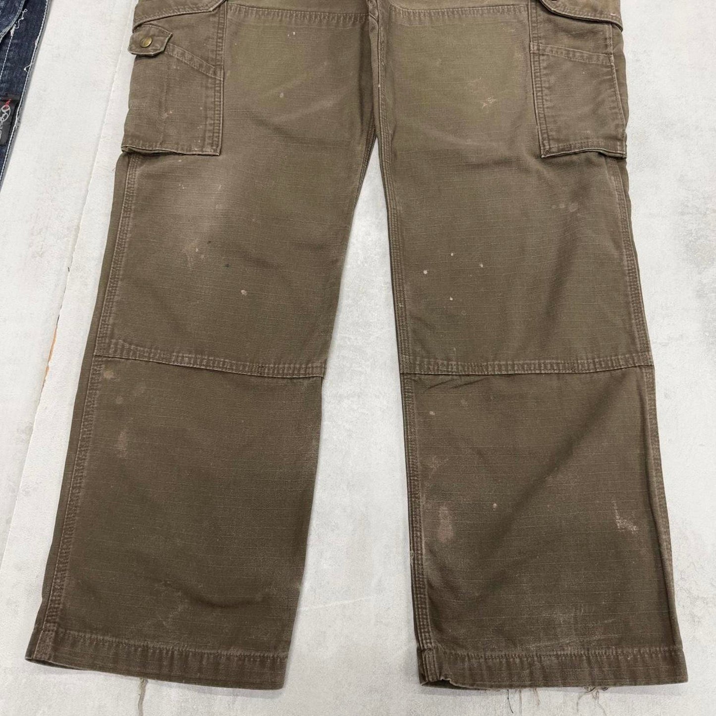 Carhartt carpenter pants W38 L32 khaki canvas 90s style skater cargo trousers utility pockets