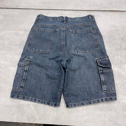 Mens baggy Wrangler cargo jorts W32