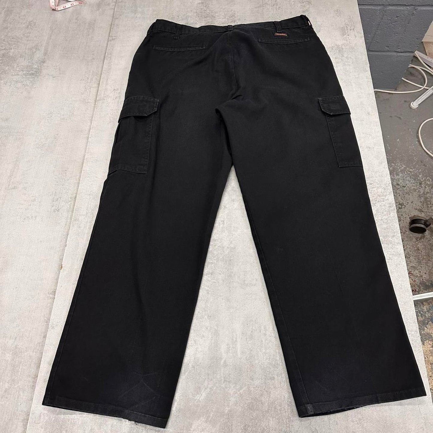 Dickies cargo pants W38L30 loose chino skate style pants