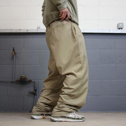 Vintage baggy 90s skater pants Khaki beige Red Kap chino twill style workwear trousers W48L36
