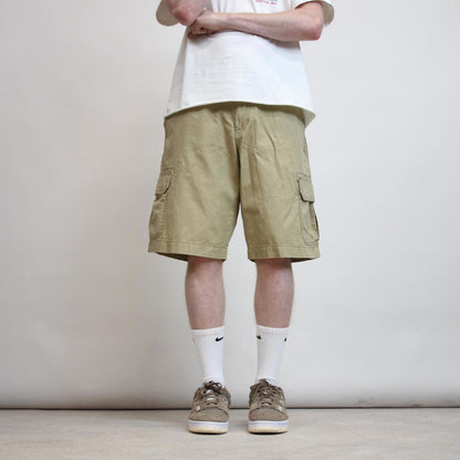 Mens Eddie Bauer cargo shorts W36