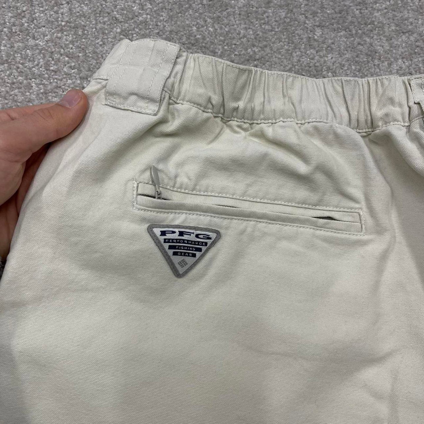 Y2k loose Columbia cargo shorts technical style cream Loose summer festival shorts