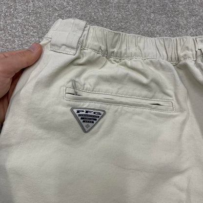 Y2k loose Columbia cargo shorts technical style cream Loose summer festival shorts