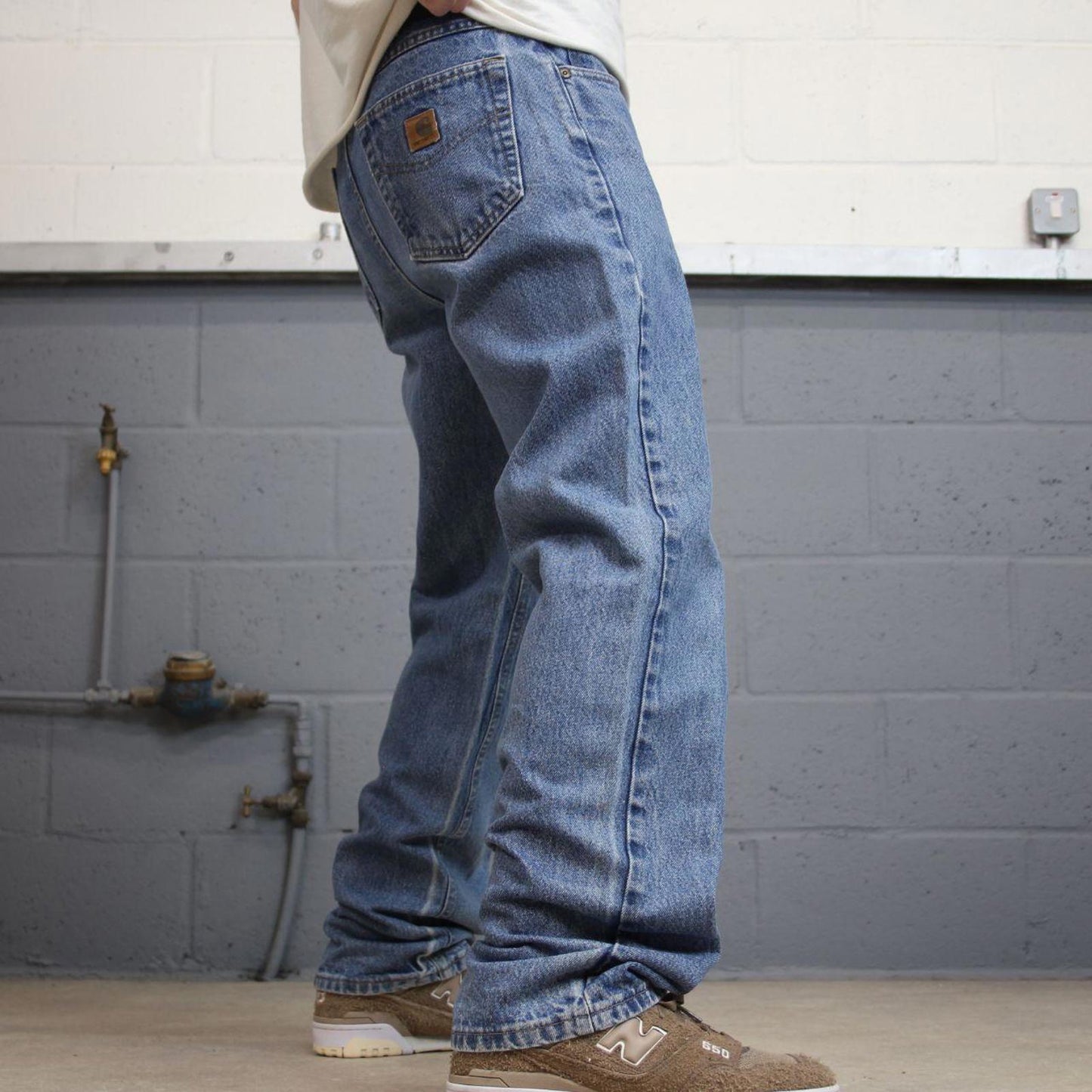 Blue Denim Carhartt jeans W35L32 90s style skater loose 5 pocket jeans