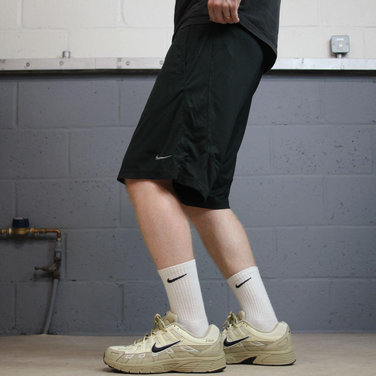 Nike sports shorts loose y2k black Dri-Fit comfy floaty summer gym shorts