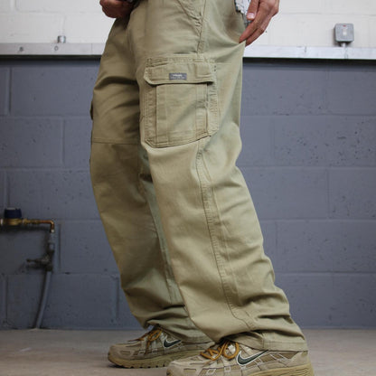 Wrangler cargo pants y2k khaki W36L32 Straight leg skater work pants