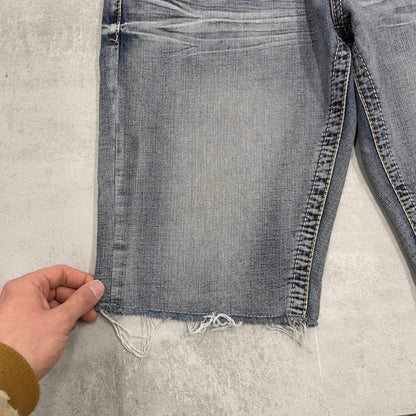 Embroidered denim shorts W36