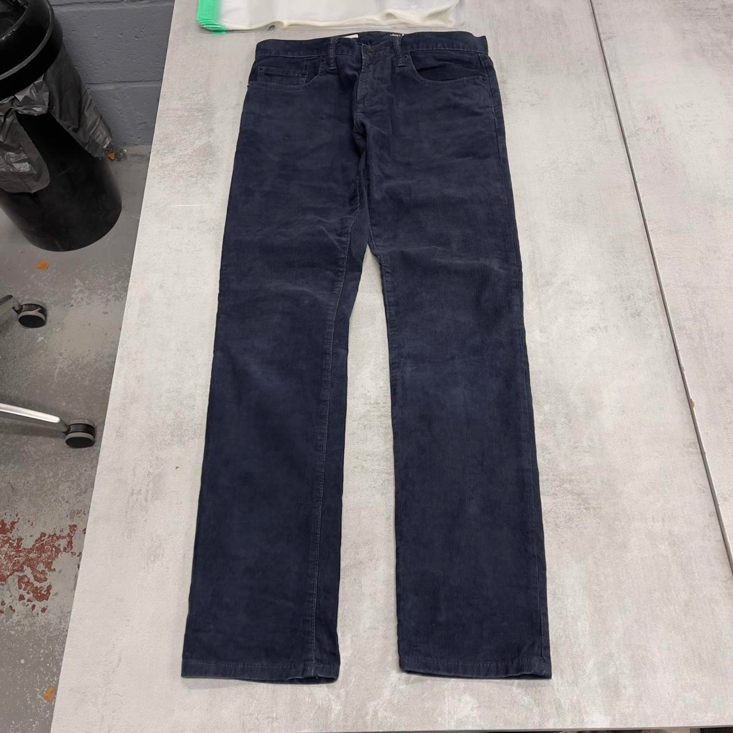 Navy GAP corduroy jeans W30L32 skinny cord pants