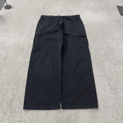 Wrangler baggy cargo pants y2k W36L32 black Loose fit wide leg skater work pants