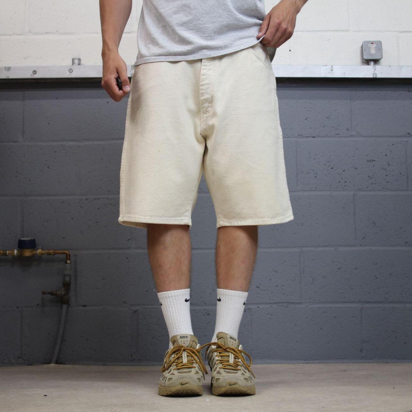 Wrangler denim shorts y2k off white Loose thick denim skater style summer jorts