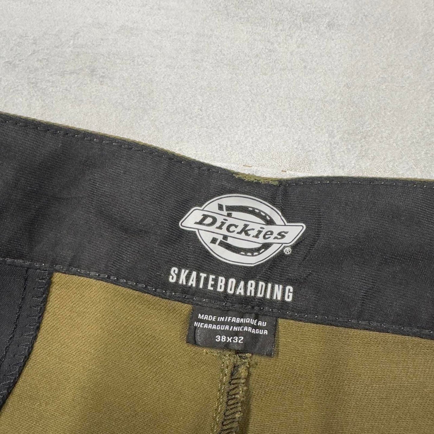Dickies Skateboarding Pants W38L32 khaki twill chino 90s style skater pants