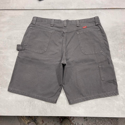 Grey Wrangler carpenter shorts W38