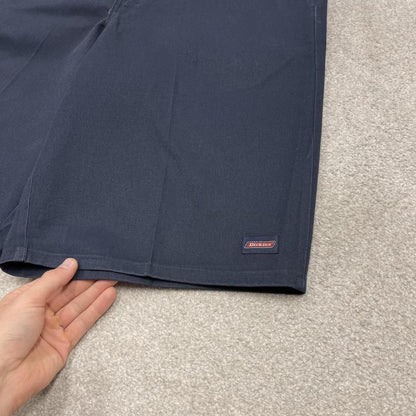 Y2k baggy Dickies W34 chino shorts skater style navy