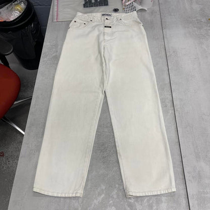 White vintage BOSS jeans W32 L33