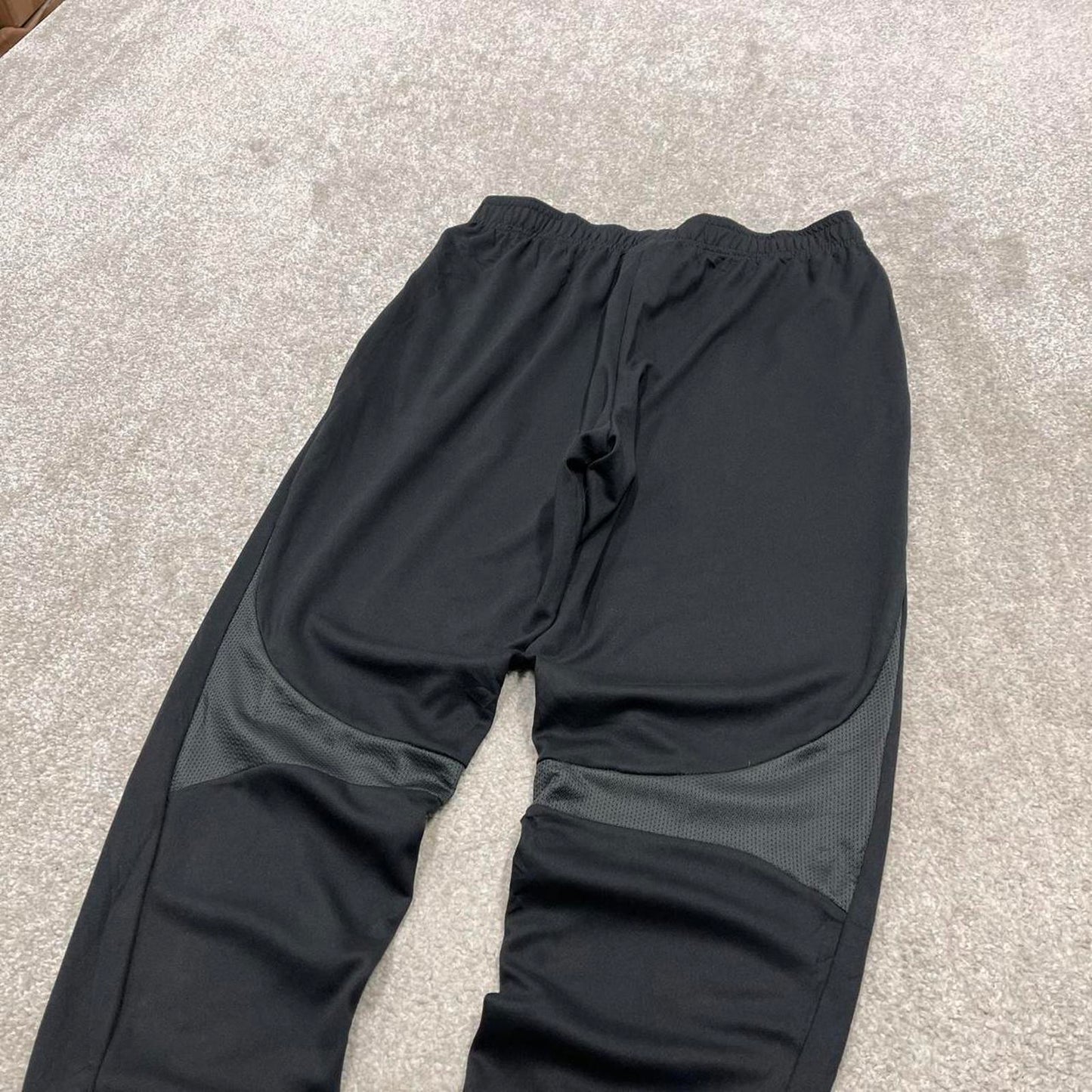 Y2k Nike tracksuit bottoms Small men's black slim joggers casual Dri-Fit gym wear track pants
