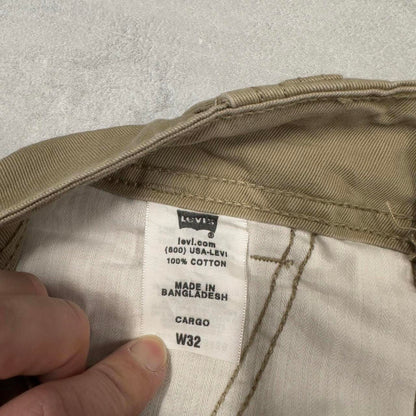 Mens baggy Levis cargo shorts W32 beige loose cargo utility skater shorts