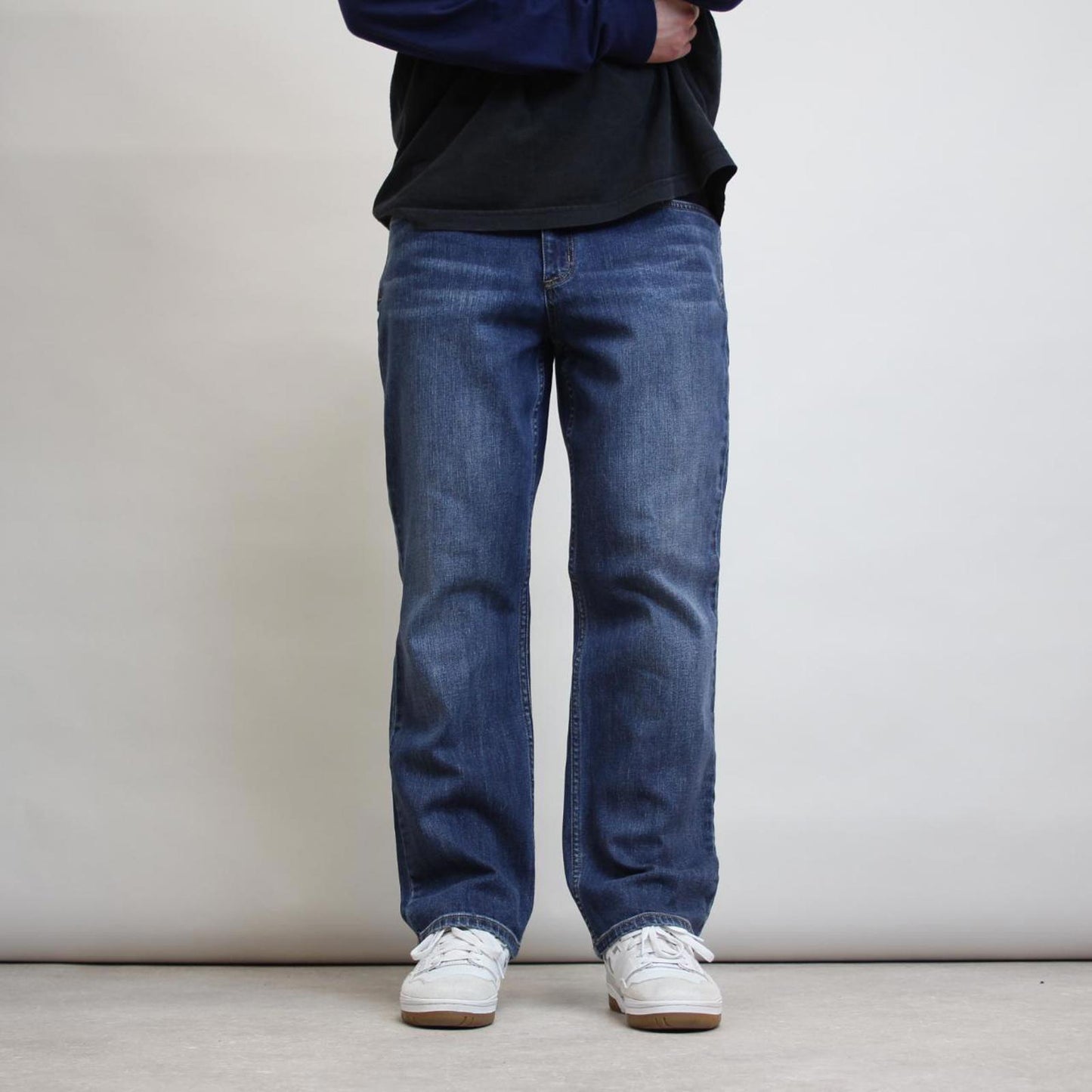 Blue Carhartt jeans size 16 short (W38) original fit straight leg denim jeans