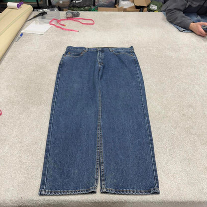 Vintage Y2K Levi’s 550 jeans blue W38L30 Loose straight leg 00s style denim pants red tab logo