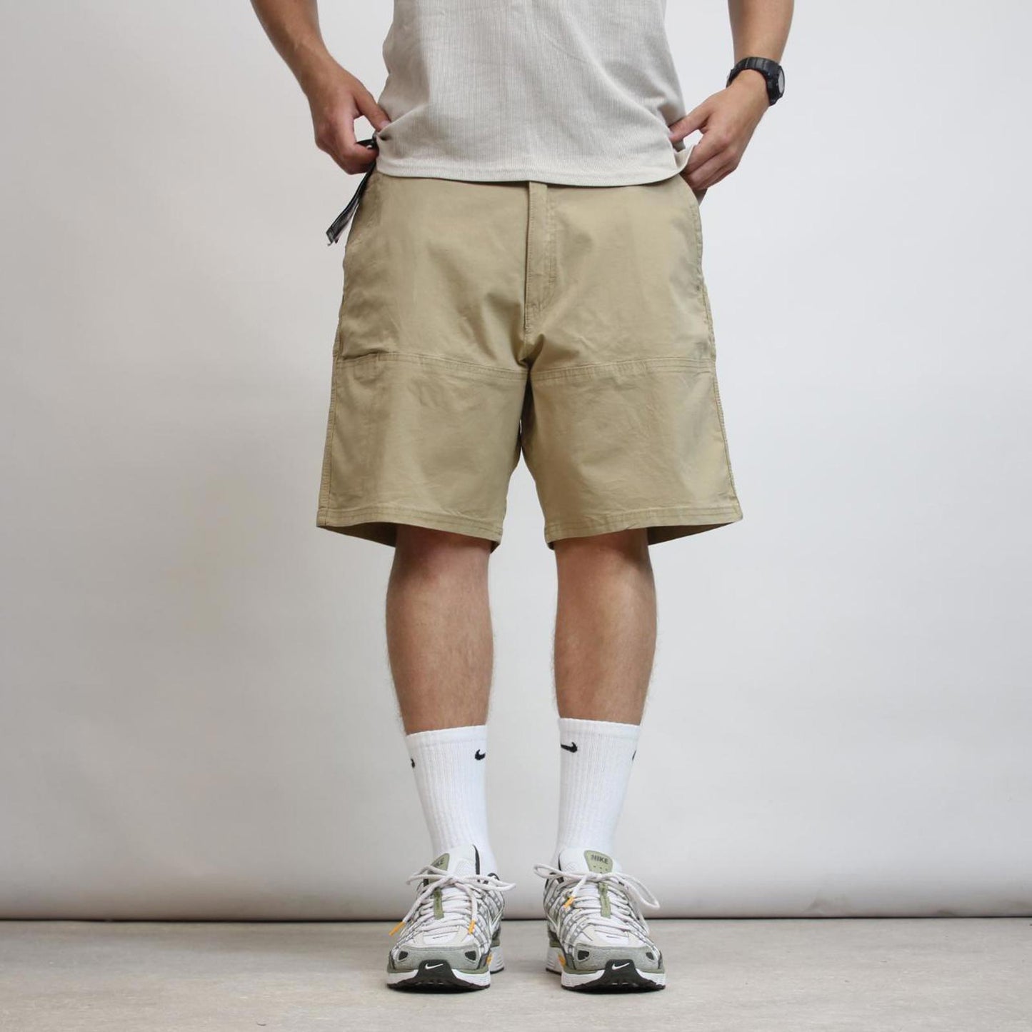 Mens Wrangler cargo shorts W38