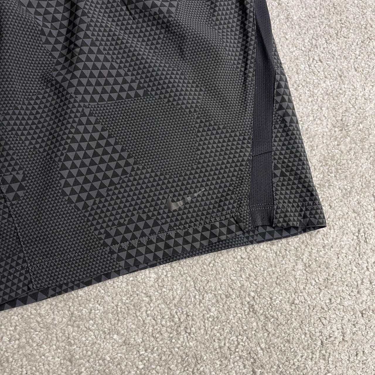 Nike sports shorts y2k loose grey Patterned Dri-Fit loose floaty summer gym shorts