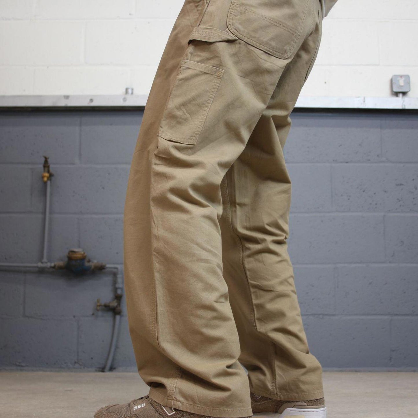 Vintage baggy Carhartt carpenter pants W33L30 90s style loose leg skater cargos
