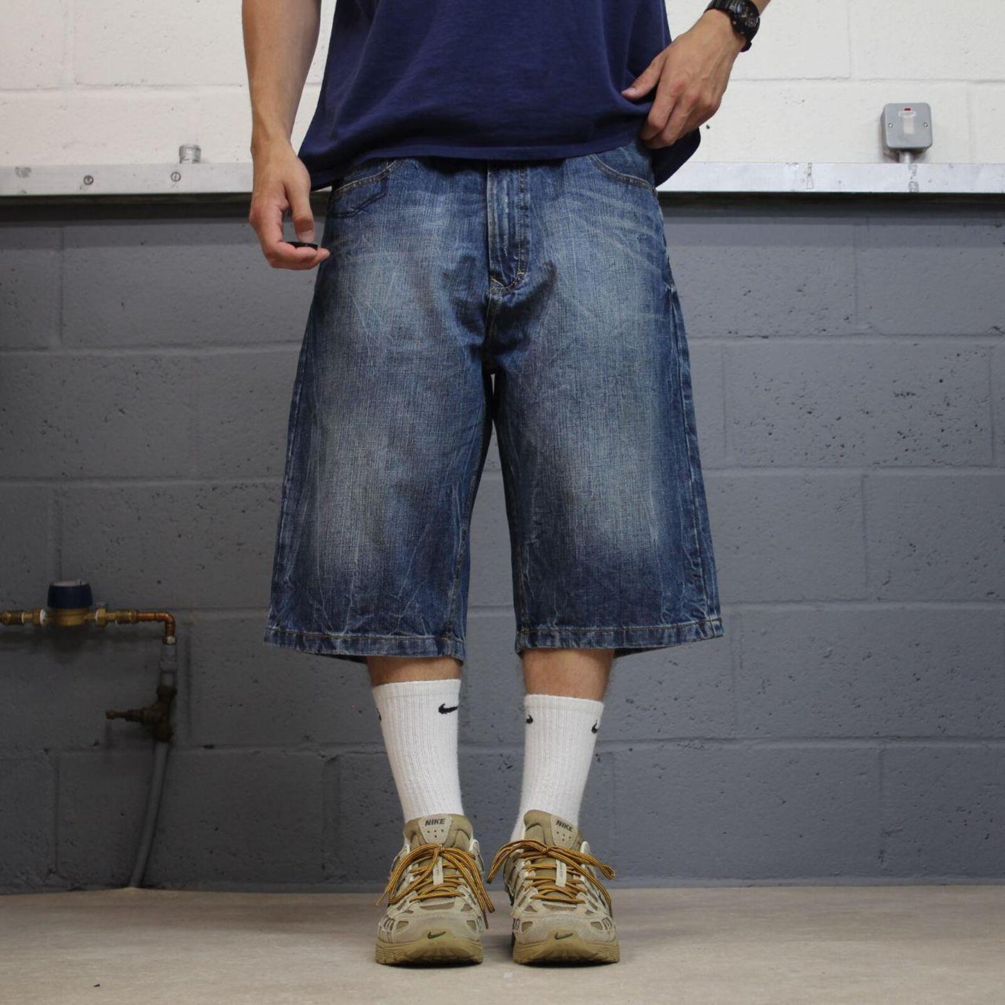 Y2K baggy embroidered shorts long blue Sean John skater style surf jorts