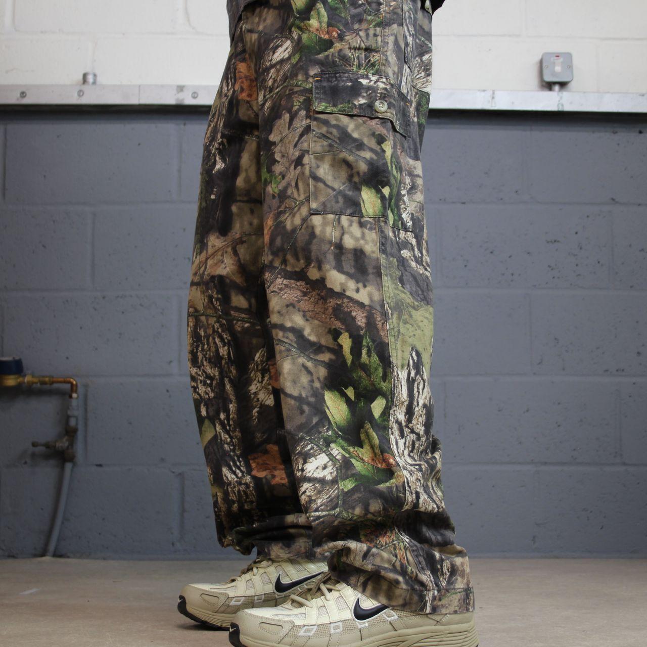 Field & stream mossy oak camo cargo pants medium khaki straight camouflage hunting utility trousers