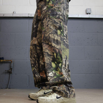 Field & stream mossy oak camo cargo pants medium khaki straight camouflage hunting utility trousers