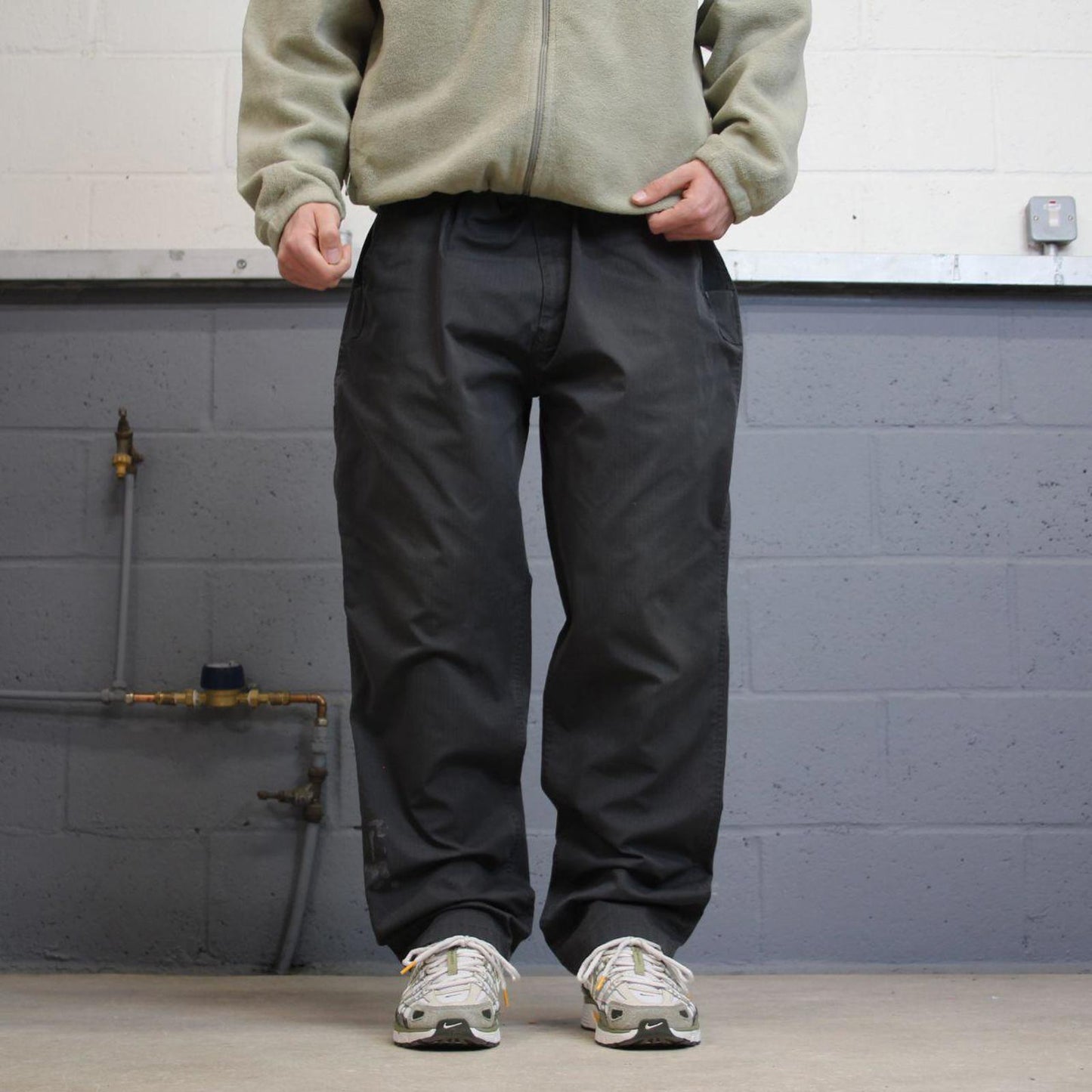 Vintage Y2K Carhartt pants grey Loose relaxed fit skate style work pants