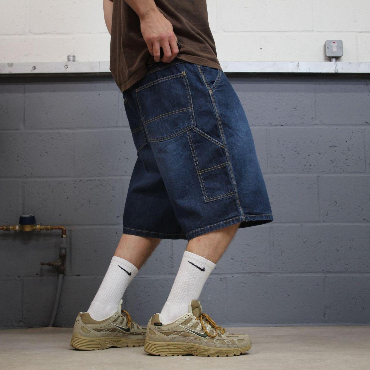 Baggy denim cargo shorts carpenter blue Old Navy Painter's skater style jorts