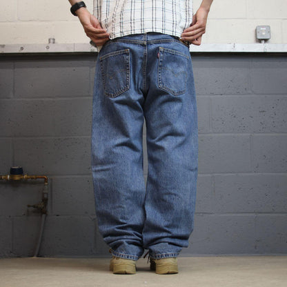 Levi’s 505 jeans Y2K W38L32 blue Levi’s straight leg surf style pants red tab logo