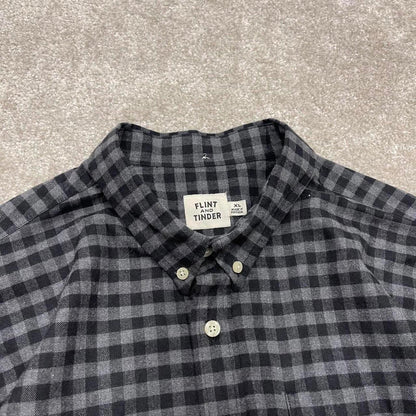 Checkered plaid flannel shirt autumnal XL grey Flint & Tinder men's long sleeve button up y2k style